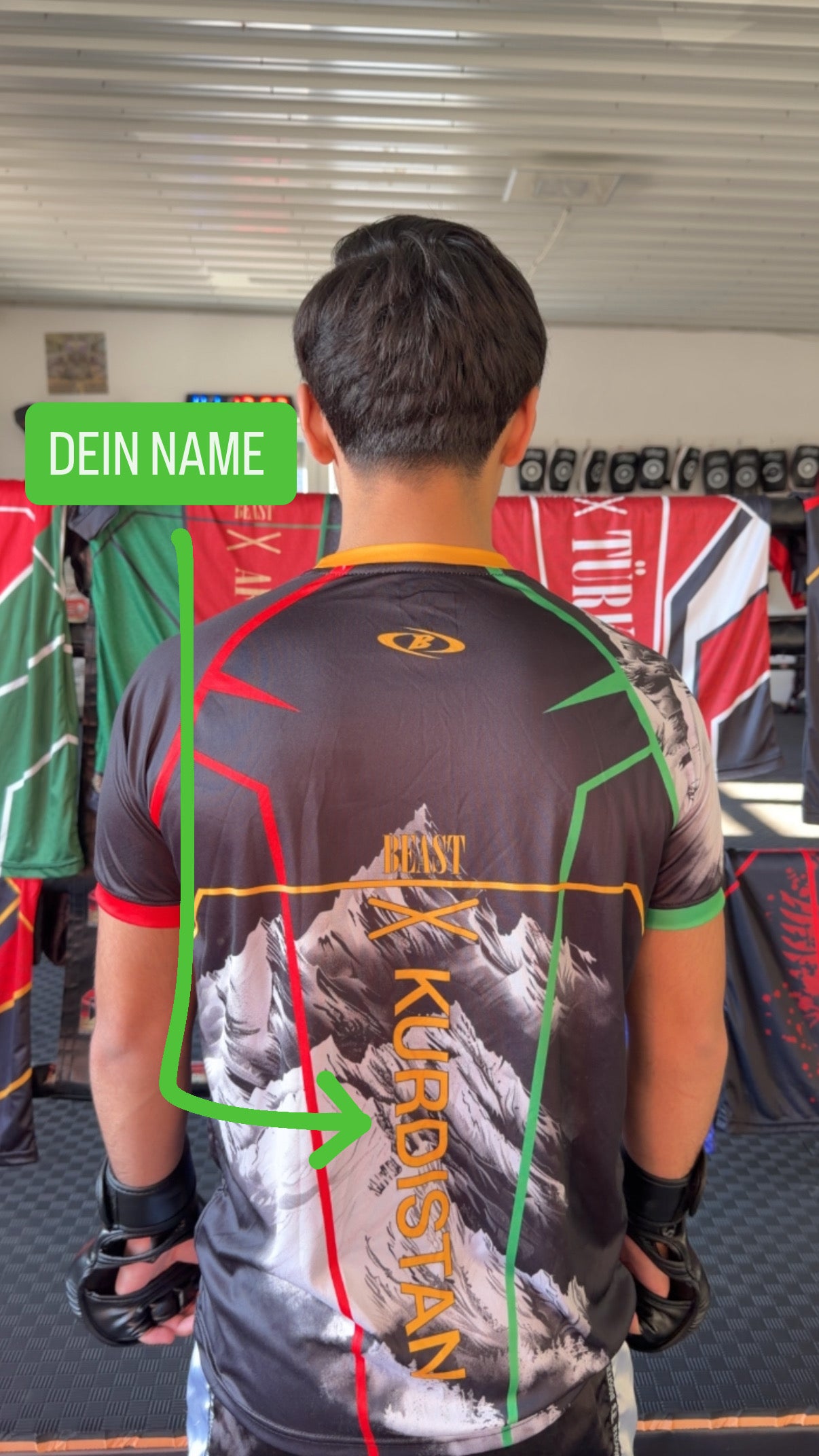 Personalisiertes Performance Shirt