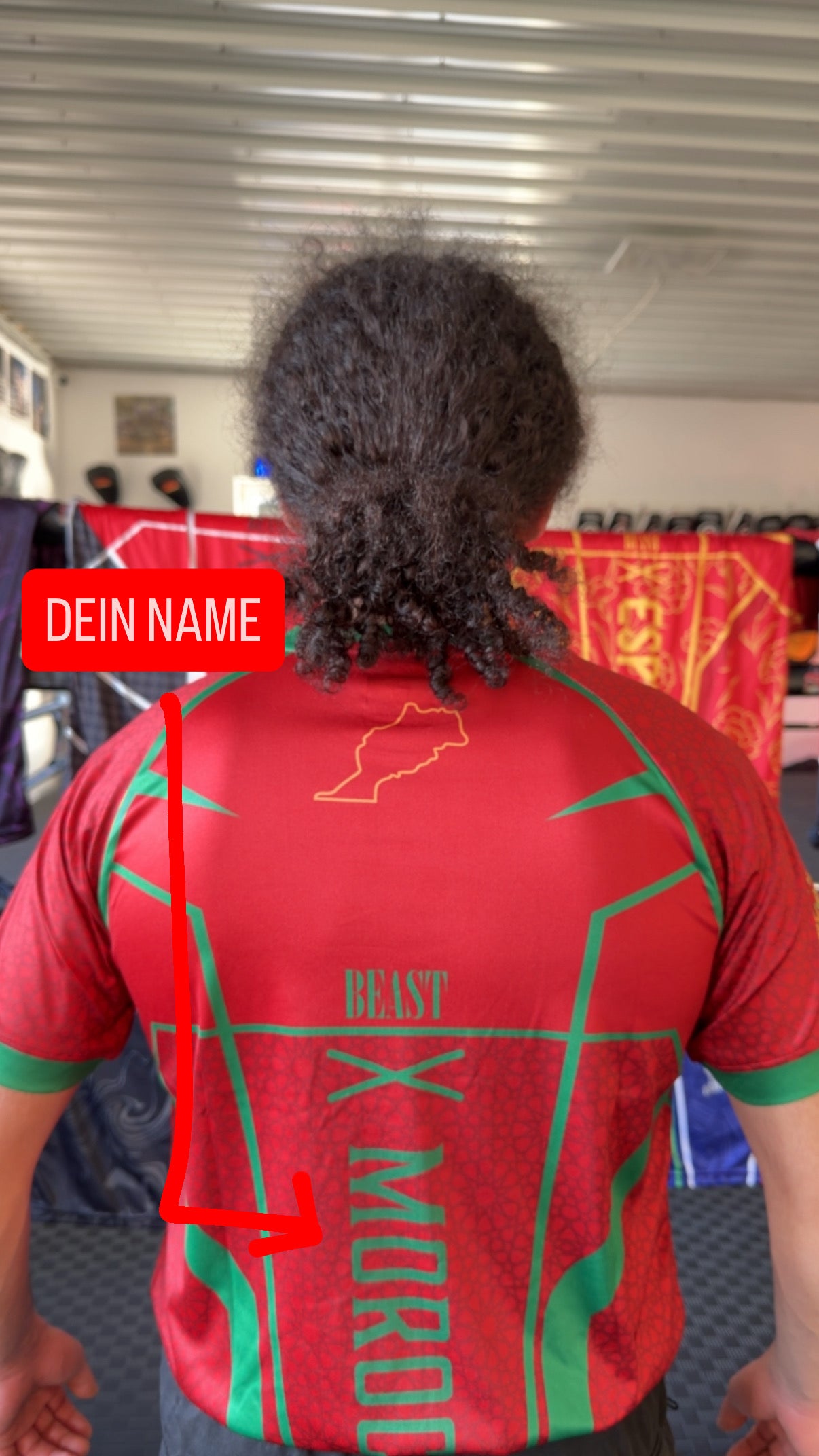 Personalisiertes Performance Shirt