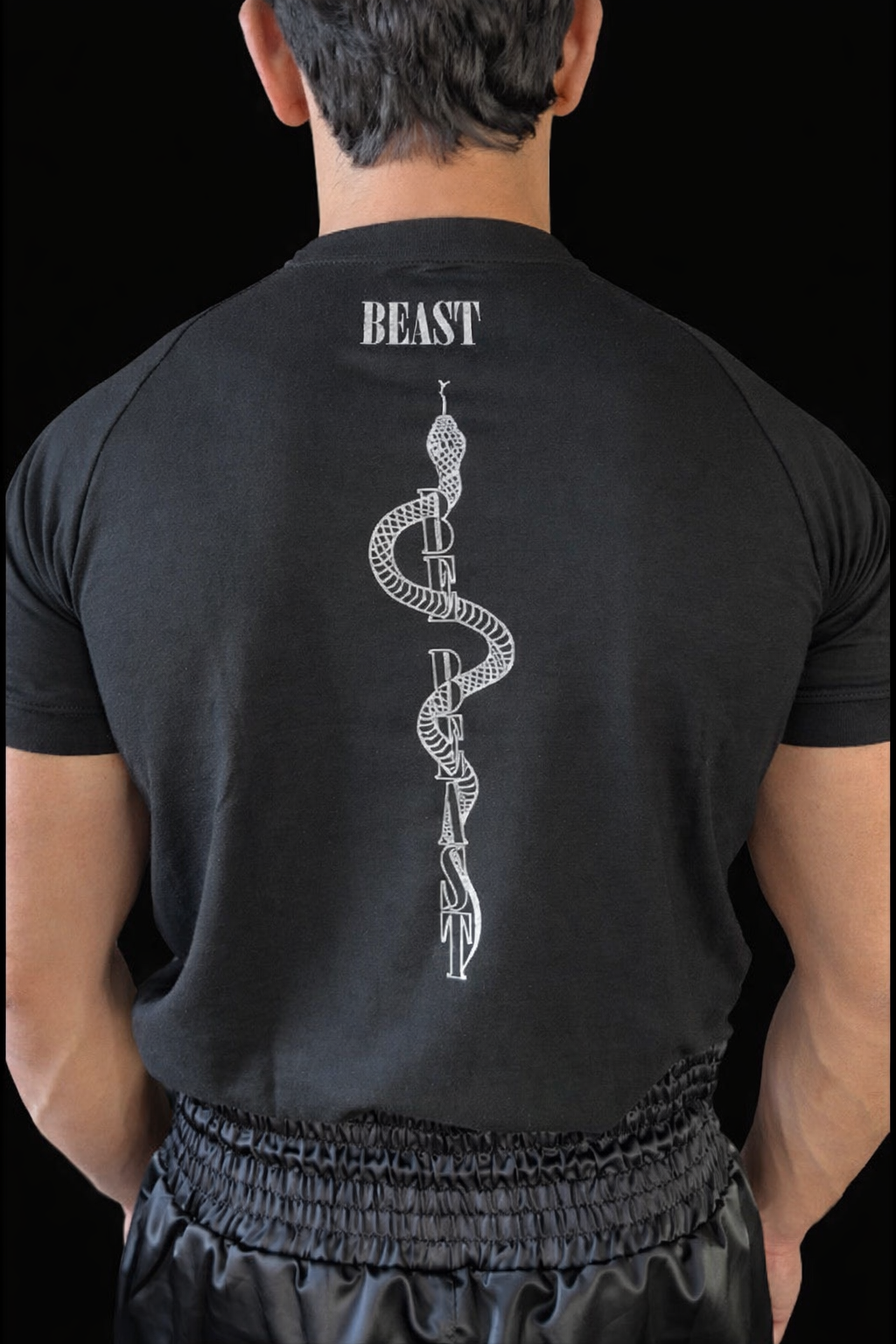 Basic Baumwollshirt – Snake Edition